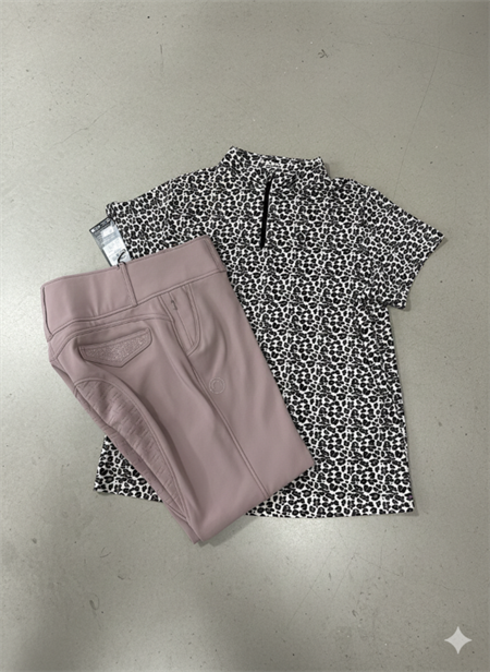 Montar Curve T-Shirt - Leonora - Dusty Rose Leo Printed